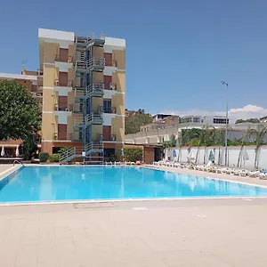 Hotel Dei Pini, Porto Empedocle